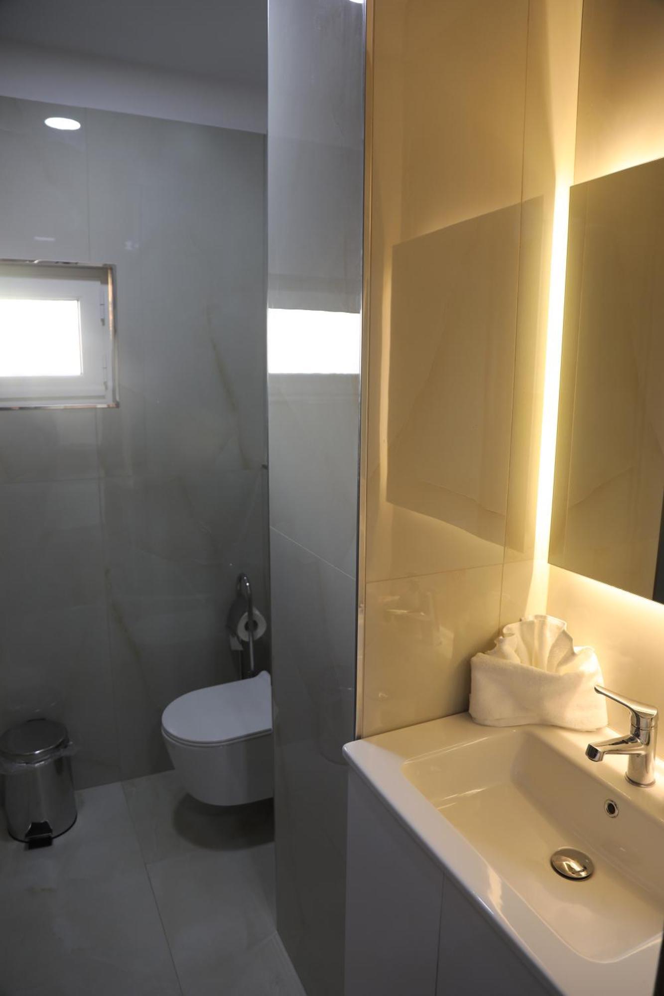 Pamja E Qyteteve Hotel Kruje Ngoại thất bức ảnh